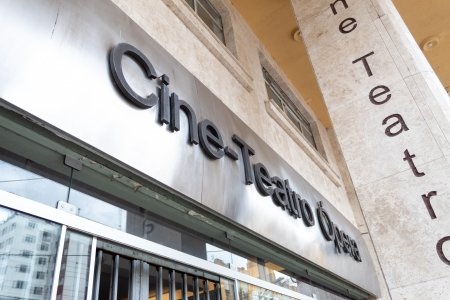 Fachada do Cine Teatro Ópera
